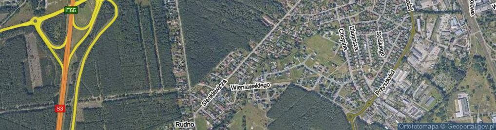 Zdjęcie satelitarne Skrzetuskiego ul.